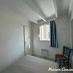 Alienor Vue 2 A 4 Personnes 아파트 *