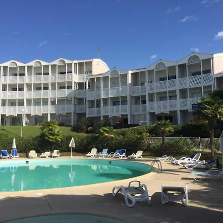 Alienor Vue 2 A 4 Personnes Apartment