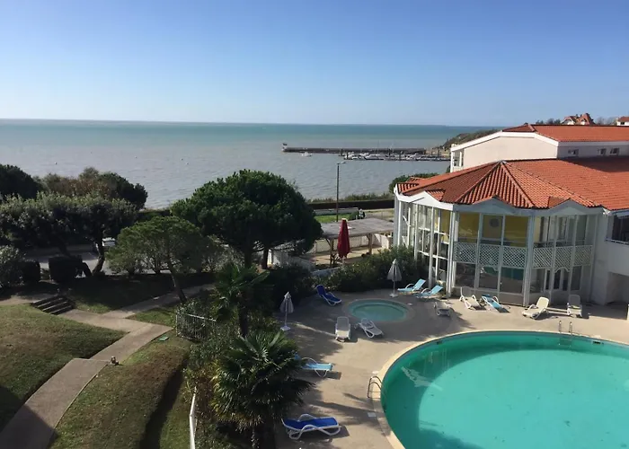 Alienor Vue 2 A 4 Personnes *